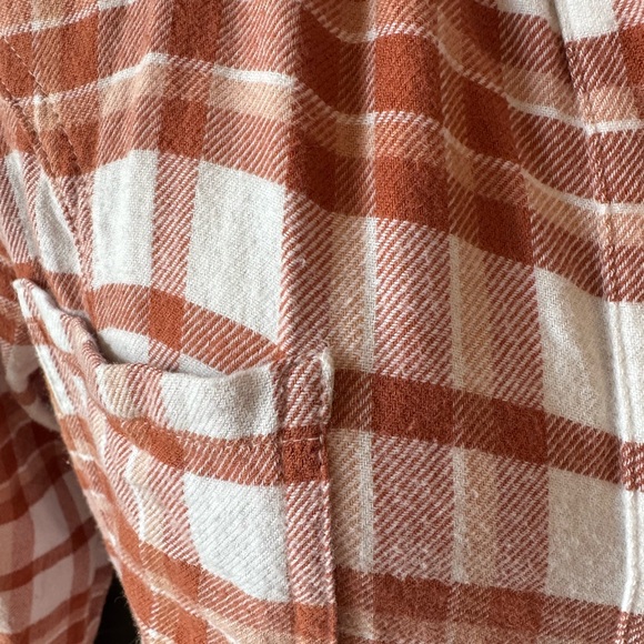 BKE Rust and Cream Plaid Shirt - Medium - Picture 3 of 9